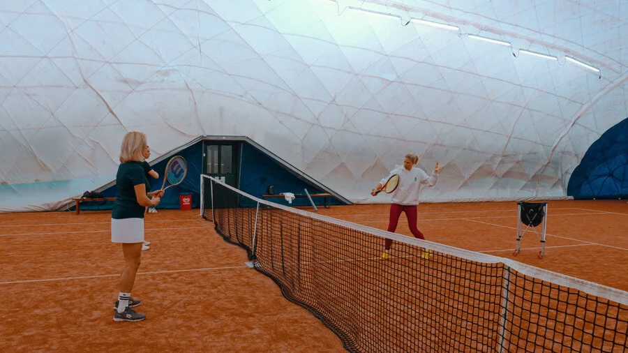 Tenisový trénink s Andreou Sestini Hlaváčkovou